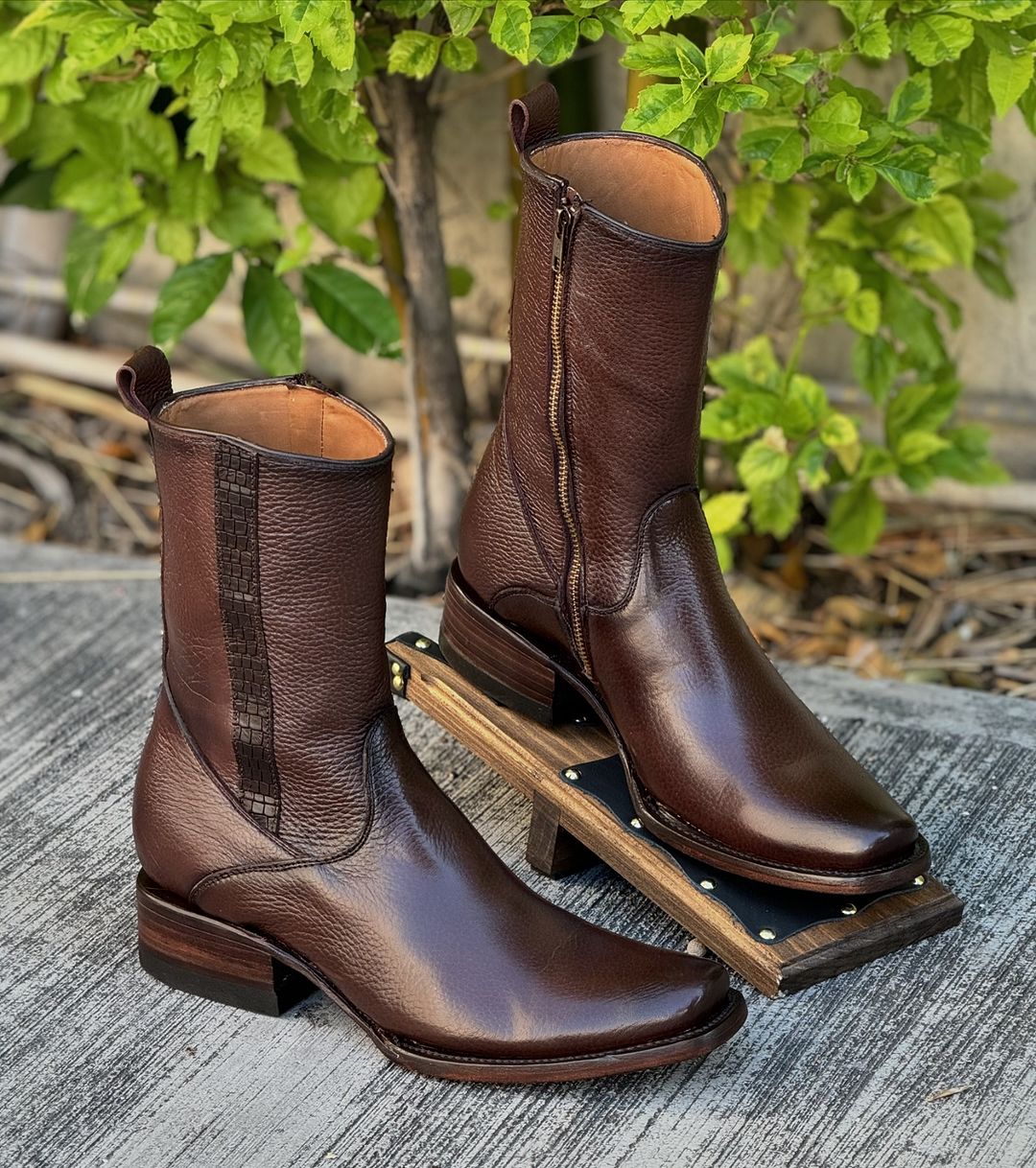 Italian Handmade Cowhide Knight Boots