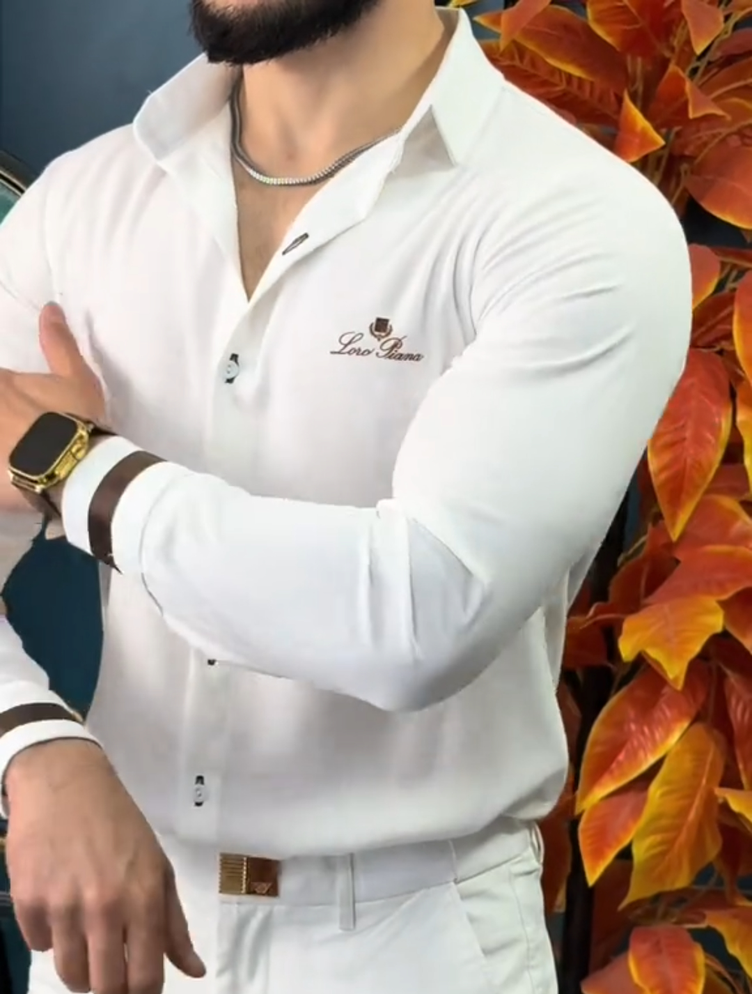 Long-sleeved shirt