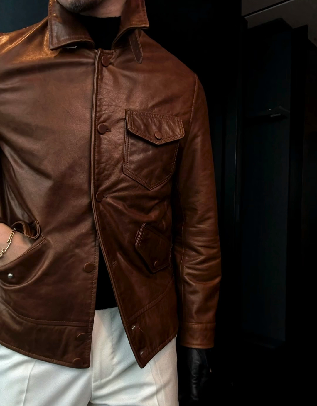 Lapel vintage leather jacket