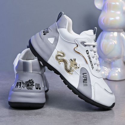 Comfortable breathable sports shoes